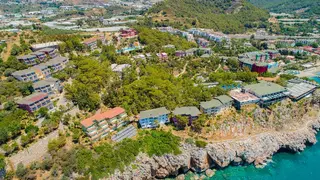 Senza Garden Holiday Club 3