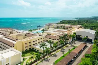 Iberostar Waves Rose Hall Beach Adults Only 3