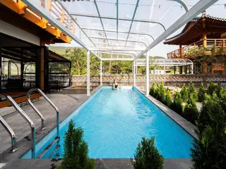 Gyeongju Jiseom Hanok Pool Villa Pension 5
