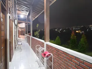Transformer Center Hotel 5