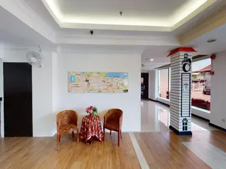 Golden Hotel 3