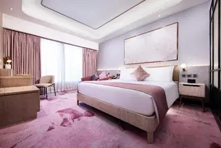 L'OCCITANE Themed Stay 3