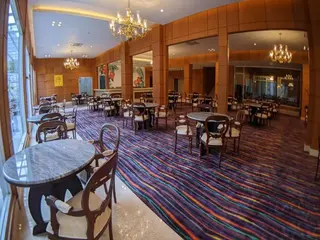 Puri Senyiur Hotel 4
