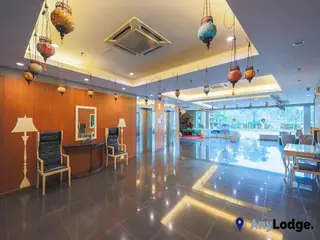 Anylodge Waterfront Marina Island Pangkor 4