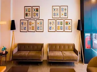 Bishop Hotel 4