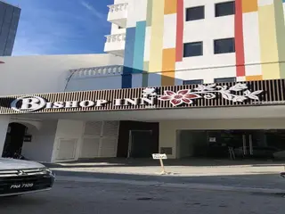 Bishop Hotel 5