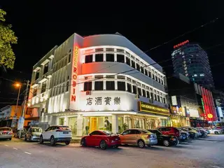 Robin Hotel 4