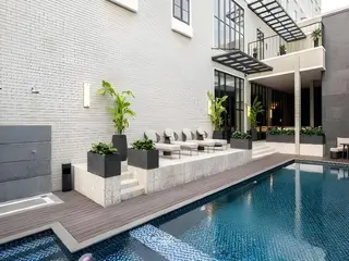 Maia Hotel Jakarta 5