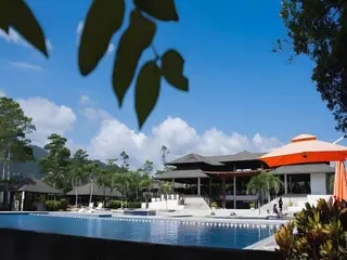 Cocoons Club Laiya 4