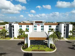 Kompose Boutique Resort At Theme Parks 4
