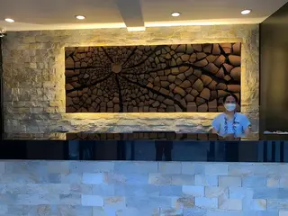 The Henry Resort Taramindu Laiya 4