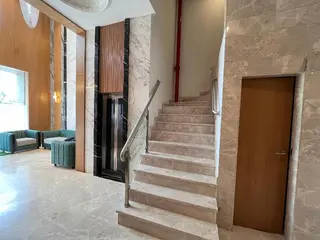 Esquire Hotel Mumbai 5