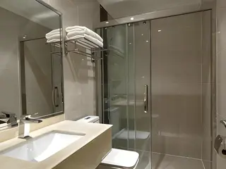 Royal J Hotel 4
