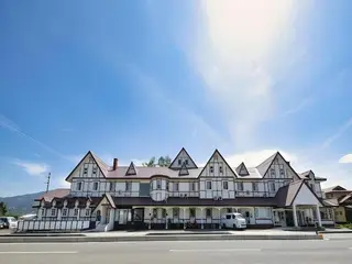 Hotel Camelot 3