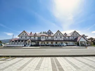 Hotel Camelot 4