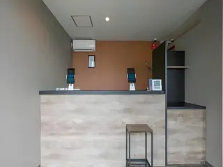 Hotel R9 The Yard Kanra 2