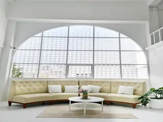 De'white Hotel 2