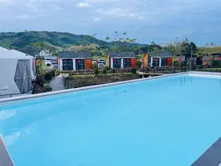 Nueamek Family Khao Kho 2