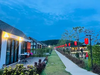 Nueamek Family Khao Kho 3