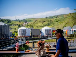 Nueamek Family Khao Kho 4
