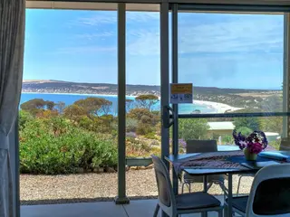Emu Bay Holiday Homes 3