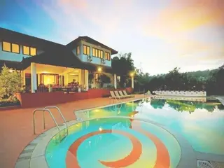 Kadkani Riverside Resort 4