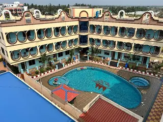 Aqua Marina Drive Inn 2