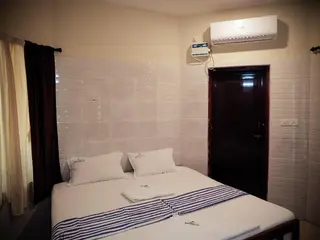 Hotel Jebasakthy 3