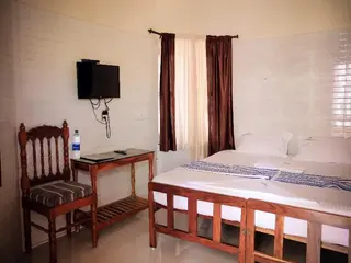 Hotel Jebasakthy 4