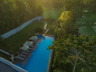 Nirvana Hotel Resort Tetebatu 2