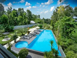 Nirvana Hotel Resort Tetebatu 5