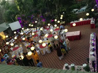 Hotel Woodland 5