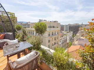 Adia Aluma Athens Curio Collection By Hilton 2