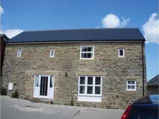 Hamsteels Hall 4