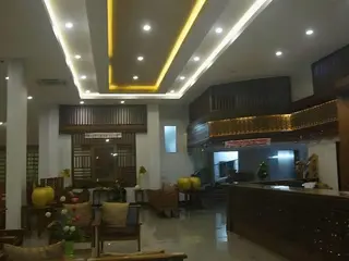 Butnamtong Hotel 4