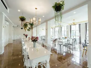 Calinton Hotel 2