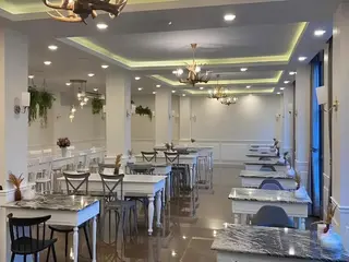 Calinton Hotel 5