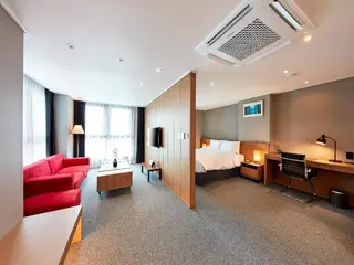 Ramada By Wyndham Gumi 3