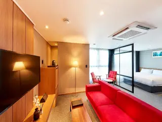 Ramada By Wyndham Gumi 5