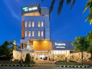 Front One Budget Hotel Boyolali 4