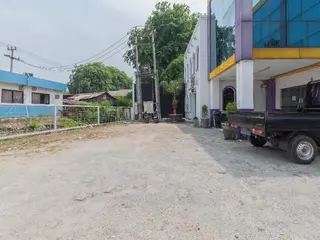 Reddoorz Jalan Pangkal Perjuangan Karawang 4