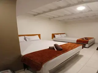 Aquila Family Homestay 5