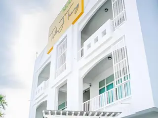 Triple J Hotel Trang 3