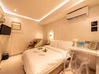 Cj Residence Opposite Public Bank Centre Point 4