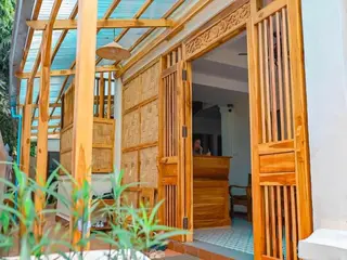 Luang Phasouk 2