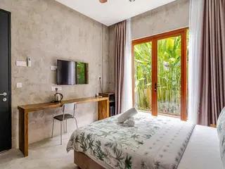 Chrisenbel Hideaway Retreat 4