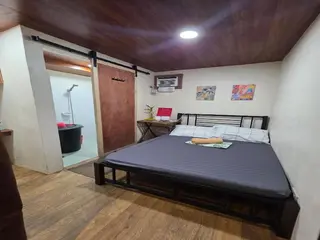 La Ud Lounge And Hostel 5