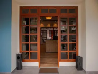 T Door Guest House 2