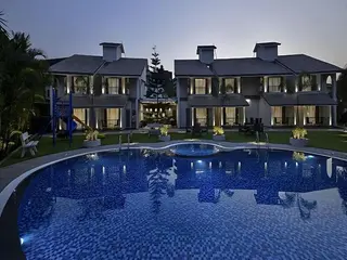 Meritas Adore Resort 3