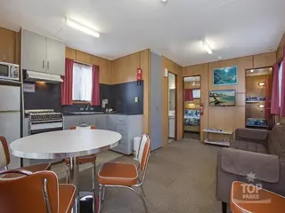 Lake Fyans Holiday Park 5